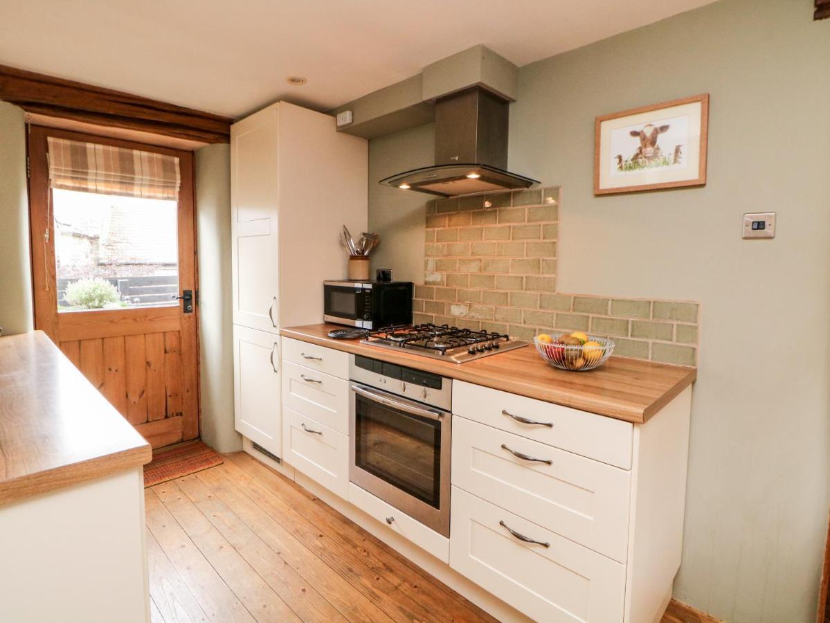 Kempshill Cottage Tideswell Exterior foto